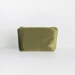 Olive | trikampinė kosmetinė